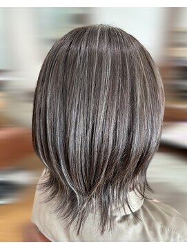 サロン ド ベルダンス(Salon de Belle danse) ハイライト グレージュ アッシュ メッシュ 白髪ぼかし