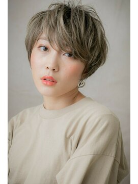 カバーヘア ブリス 志木南口駅前店(COVER HAIR bliss) □外国人風ミントグレージュ大人ハイライト116志木10代20代30代