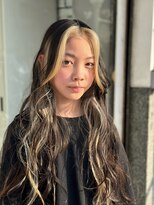 ベレッタ 楠葉店(veretta.)&nbsp;フェイスフレーミングカラー/センターパート/デザインカラー