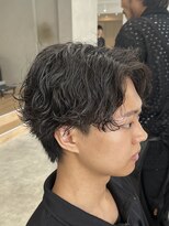 ラヴィズムバイフィフス(LUVISM by fifth) 波巻きスパイラルパーマセンターパート新潟万代