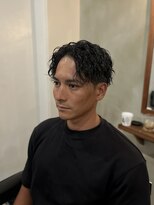 バーバートモシビ(BAR BER TOMOSHIBI)&nbsp;センターパート×ツイストスパイラルパーマ