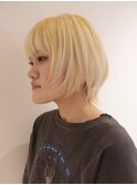 ウルフカット/抜きっぱなしブロンド