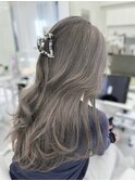 グレージュ　レイヤーカット　海外風