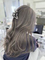 アマトウキョウスマートサロン(AMA TOKYO×Smart Salon) グレージュ レイヤーカット 海外風