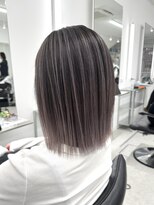 シック(CHIC)&nbsp;バレイヤージュ盛岡ハイライトグラデーションケアブリーチ