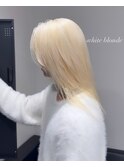 19555_抜きっぱなしブリーチハイトーンカラーホワイトブロンド