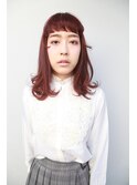 ワイドバング赤カラー大人ミディアムボブ