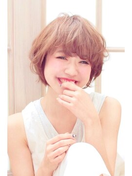 エイミーバイアフロートザガーデン 浦和店(amie by afloat the garden) Arisaのふんわりショートボブ