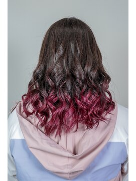 クリップ ジョイント ゴッド(CLIP JOINT GOD) キュートな毛先カラー