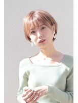 リタ(Lita)&nbsp;耳かけショート ことりベージュ マニッシュショート マッシュ