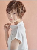 ほど良い動きと骨格が綺麗に見えるスウィングショート