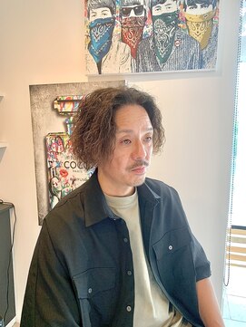 レガーレ(Legare) ツーブロロングレイヤー スパイラルパーマ