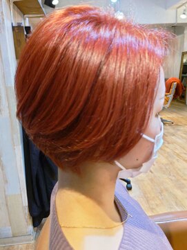 カミビトグロウ(kamibito glow) 20代30代大人可愛いひし形レイヤーカットピンクブラウン艶感