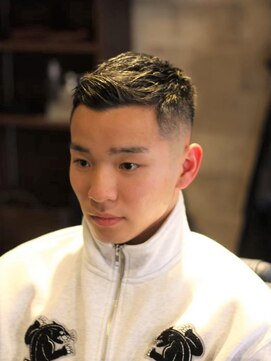 キングスマン トウキョウ(KINGSMAN TOKYO) 束感/ハイライト/波巻き/マッシュパーマ<理容室><多摩センター>