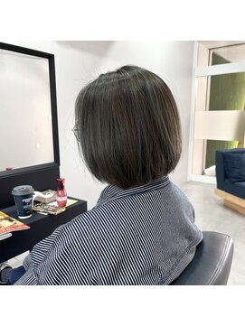 チーク(CHiiK) グレージュ