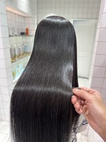 ロンドルーチェ 心斎橋(Lond luce)&nbsp;ダークアッシュ/ミディアムレイヤーカット［髪質改善/縮毛矯正］