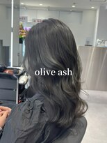 アルドーレフィエロ シンサイバシ(Ardore fiero shinsaibashi)&nbsp;オリーブアッシュ/赤み消し/ブリーチ履歴なし【小山田繭】