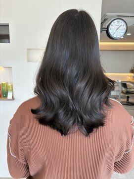 エンネ(Enne) オリーブグレージュ