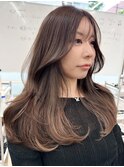 黒髪　ボブルフ　ネビージュ　小顔　ワンレン　スペインカール
