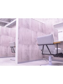 ゆったりとした時間が流れる空間で、髪も心もリフレッシュ♪忙しい毎日を忘れてしまう癒しの空間―。