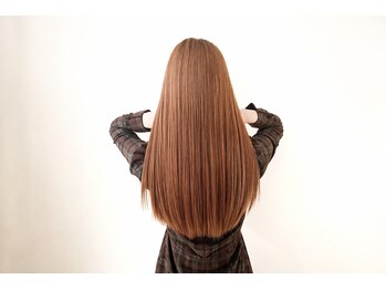 ブロッサム 池袋店(Blossom)の写真/憧れのサラツヤ髪へ！最新髪質改善であなた史上最高の美髪に【髪質改善/酸熱トリートメント/縮毛矯正】