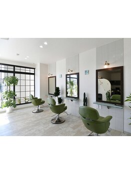 理想のヘアスタイルを再現してくれる◎忙しい朝も"サッ"とセットが出来るから、毎日のお手入れがラクに♪