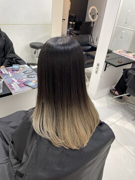 アライブ ハラジュク(ALIVE harajuku) 【ALIVE yu-ki 自然な繋がりのグラデーションカラー】