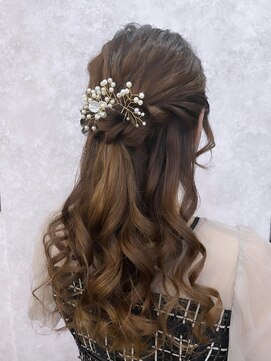 ラビス(Lovis) ハッシュカット/フルバング/似合わせカット/レッドブラウン