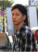 スーツにも合うメンズアップバングベリーショート