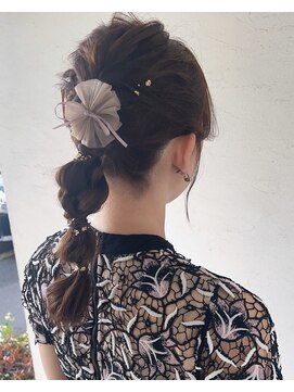 プラハファインワークス(+HER fine works) 結婚式UP×編みおろし金箔