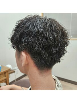 タスクヘアー(task hair) ケアパーマ波巻きパーマ×ツーブロックマッシュショート