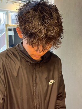 アイズ 海老名(AIZU) メンズパーマ 波巻きパーマ メンズカット 眉毛