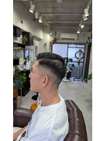 イチゼロイチゼロイチ(10101)&nbsp;バーバー風フェードカット