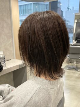 ユーフォリア 新宿店(Euphoria) 大人可愛いウルフレイヤー☆美髪20代30代40代外ハネミディアム