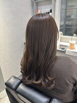 リリーヘアー(Lilly hair) ナチュラルベージュ
