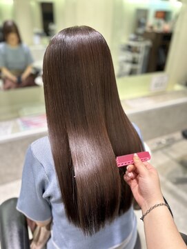 リー 尼崎(Lee) 髪質改善艶カラー 艶髪オージュアトリートメント レイヤーカット