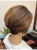 くせ毛ショートカットスタイル