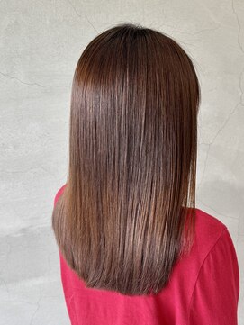 レヴィア(REVIA) 髪質改善トリートメント前髪カットレイヤーカット