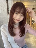 ミディアム レイヤーカット 顔周り 小顔 前髪 似合わせ