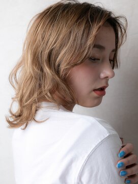 カバーヘア ブリス 北浦和(COVER HAIR bliss) くびれヘアウルフミディアムレイヤーカット311W北浦和20代30代