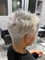 ルイス(L'wis)&nbsp;ホワイトカラー／ホワイトシルバー／短髪