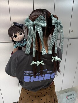 アールプラス 新宿(ar+) 【新宿駅/新宿三丁目/ヘアセット/ツインヘア/推し活ヘア】