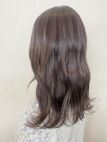 アリエル セバスチャン&nbsp;自然な大人ハイライト