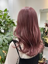 ソアロ(SOARO)&nbsp;岐阜顔まわりレイヤーロングミルクティーベージュ20代