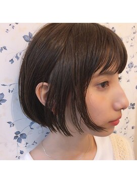 リノ(Lino) ミニボブ×クリアベージュ