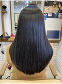 *sleek × straight*