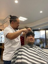 バズバーバー(Buzz Barber)