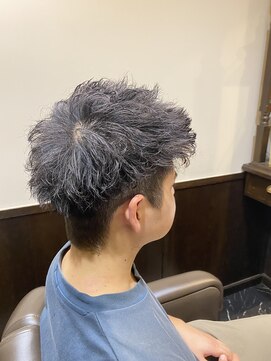 ヒロギンザバーバーショップ 神楽坂店(HIRO GINZA BARBER SHOP) ジェットモヒカン×パーマ
