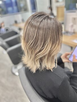 エイト 恵比寿店(EIGHT ebisu) tomi-268　グラデーションカラー！