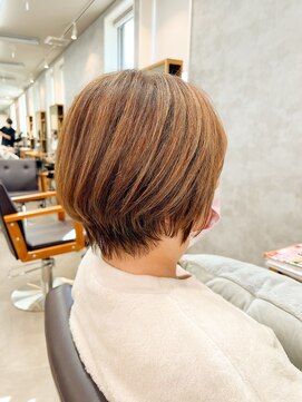 ヴィサージュ クラール(VISAGE klar) 白髪ぼかし大人ショート